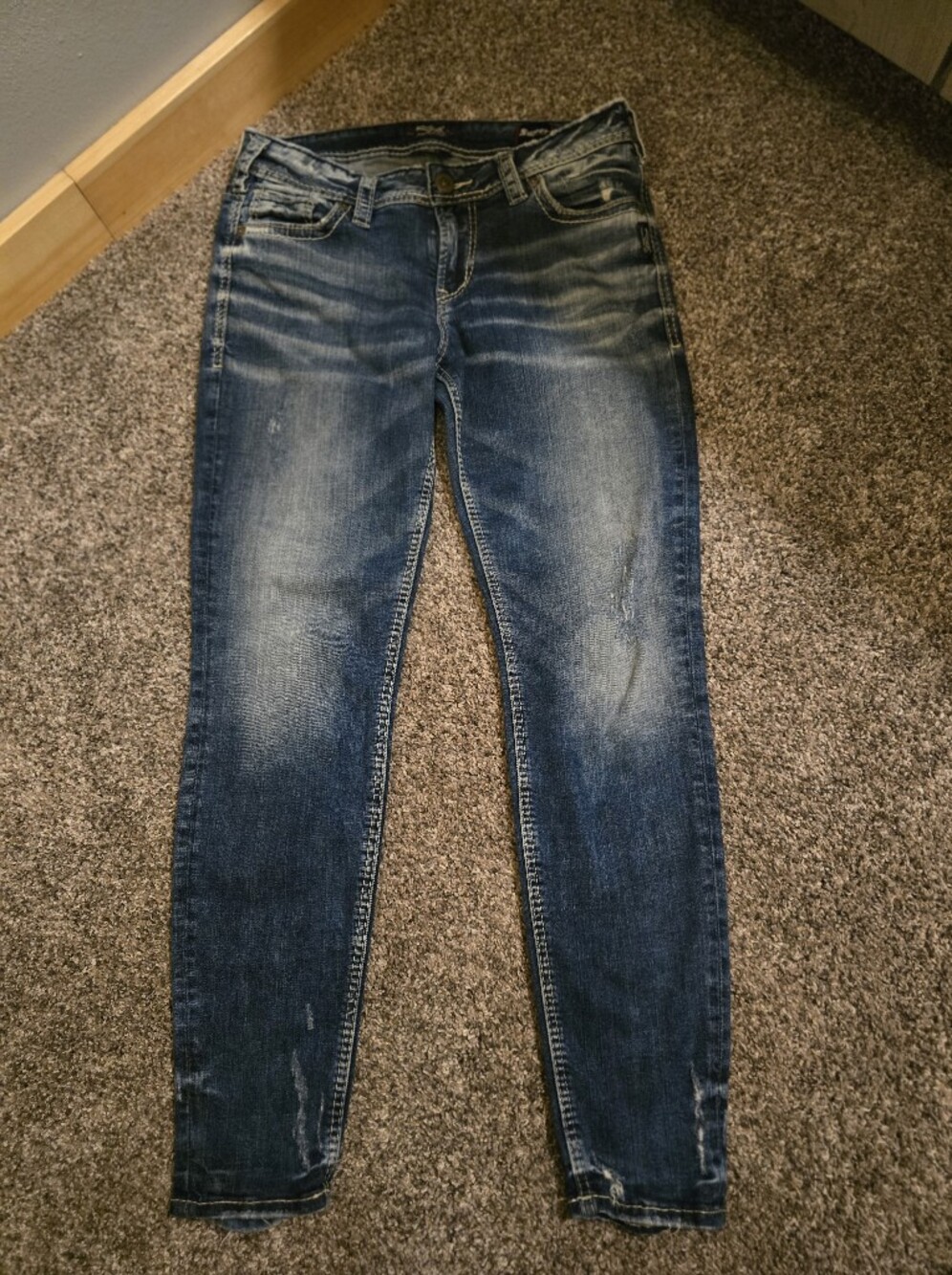 Silver Jeans Women’s SUKI mid Super Skinny Blue Jeans W30/L29
